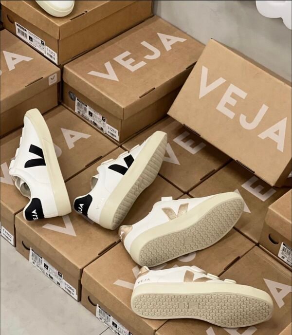 Veja Shoe Pallets