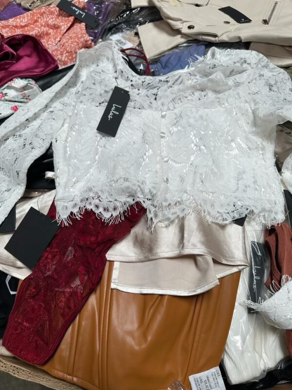 Lulus | Women’s Assorted Pallets - Image 7