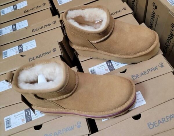 Ugg Shoe Pallets