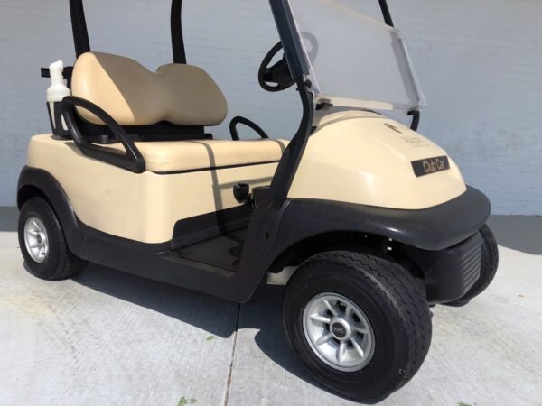Golf Carts - Image 4