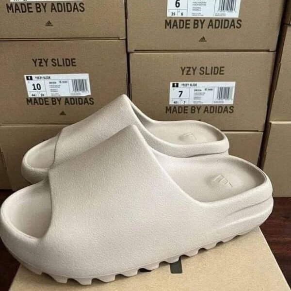 YEEZY SLIDES PALLETS - Image 4